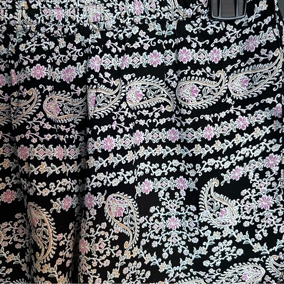 Patrons Of Peace Women's Multicolored Floral
Shorts Size XS Pockets New Sumer - Picture 5 of 8